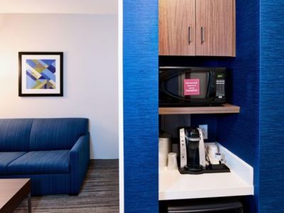 Express & Dieppe Airport By Ihg